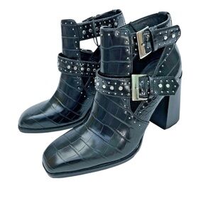 Zara Western Buckle Boot